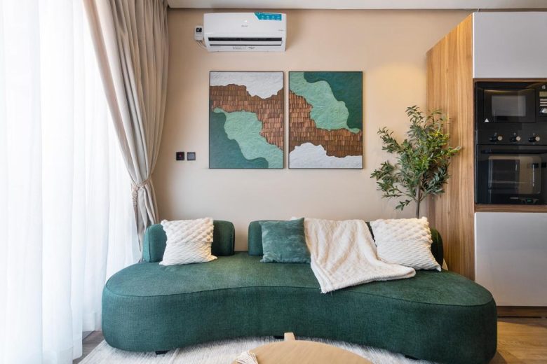 1-BEDROOM APARTMENT WITH POOL & PS5